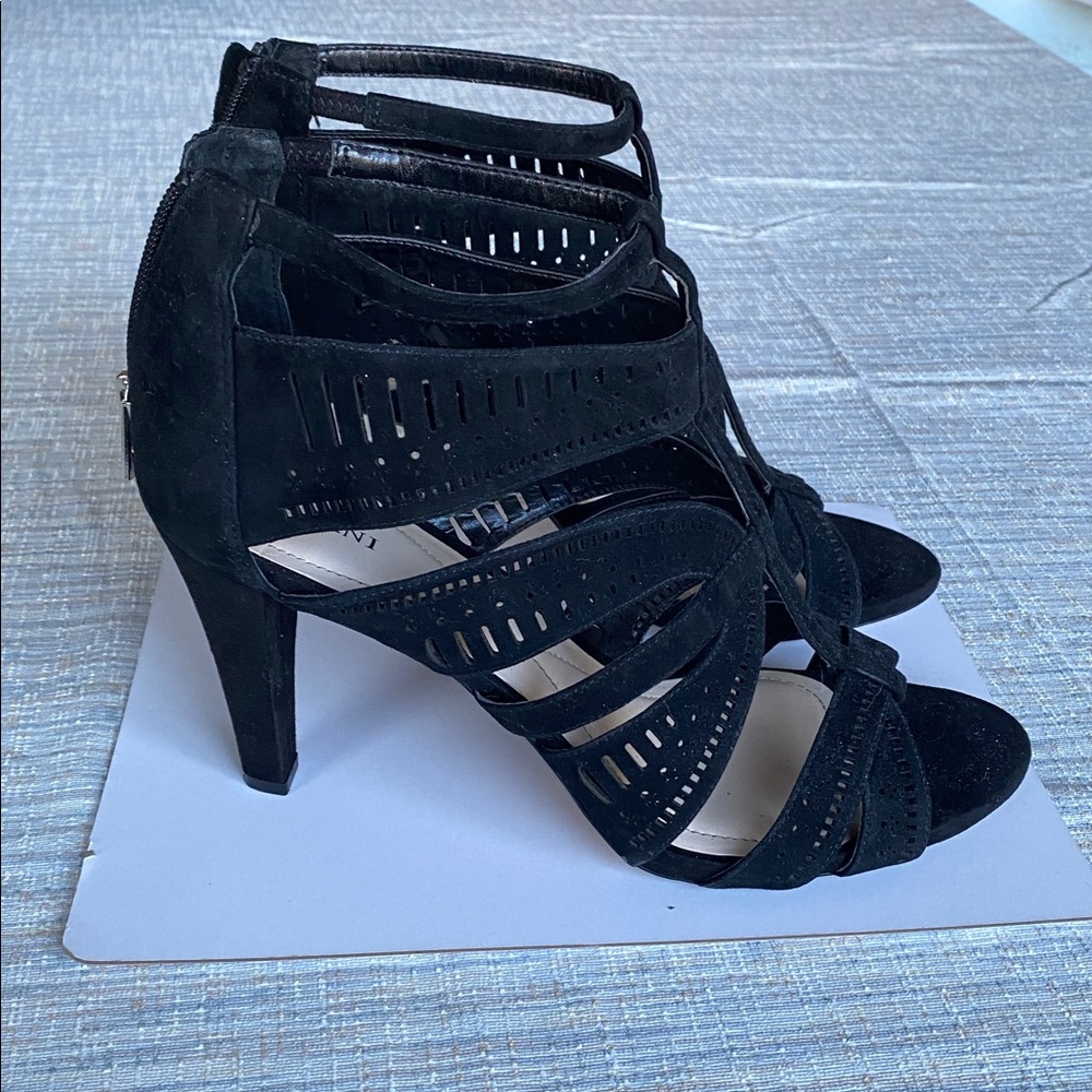 Women’s Alfani Chloey Black Cutout Sandals Heels - Picture 3 of 13